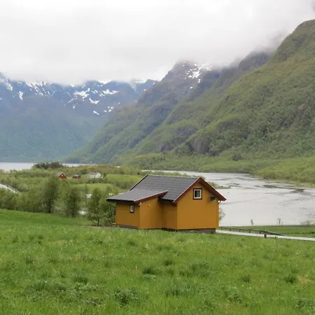 Higravstinden Basecamp - Lofoten